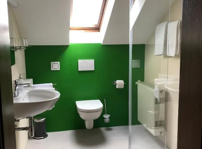 Fruehstueckspension Eichberger بيت ضيافة Pols