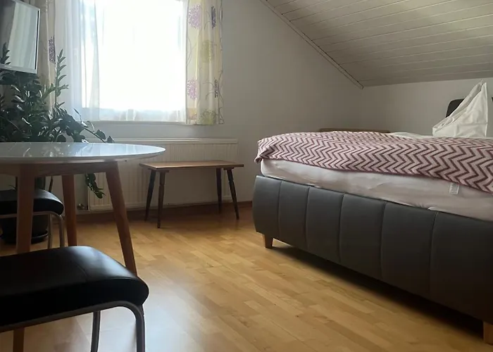 Fruehstueckspension Eichberger بيت ضيافة 3*